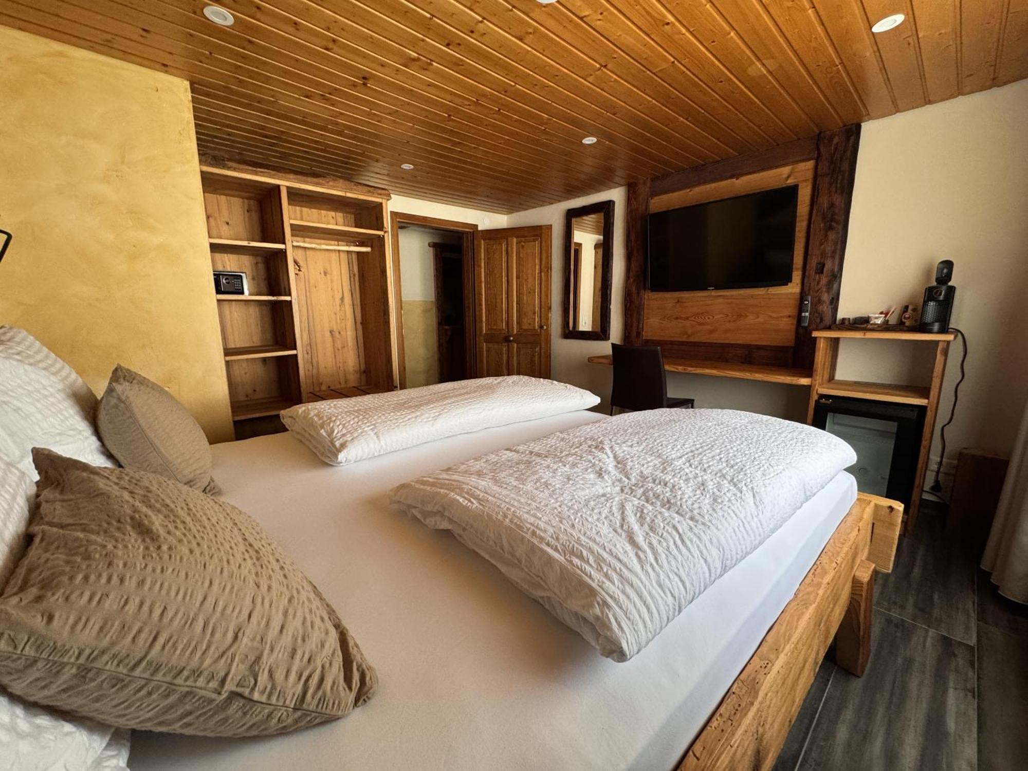 Black Forest Hotel Todtnau Bilik gambar